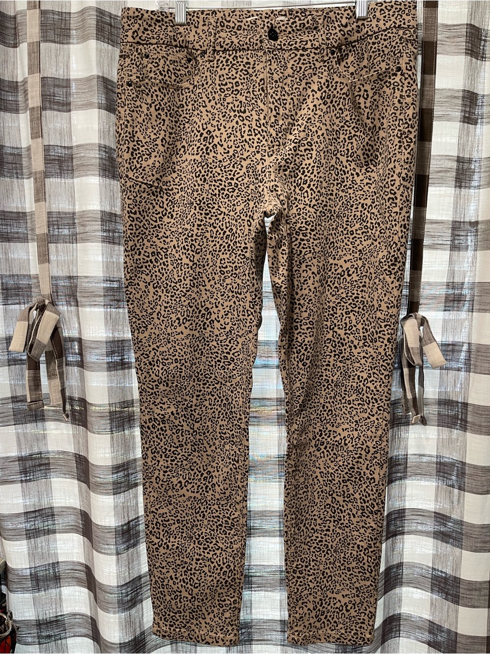 Seven7 Women's Skinny Jeans in Tan and Black Leopard Print